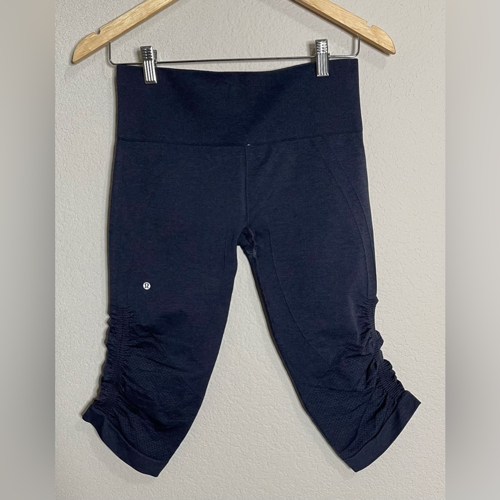 Lululemon In The Flow Crop II Leggings Heathered Deep Navy Size 6 - Picture 6 of 6
